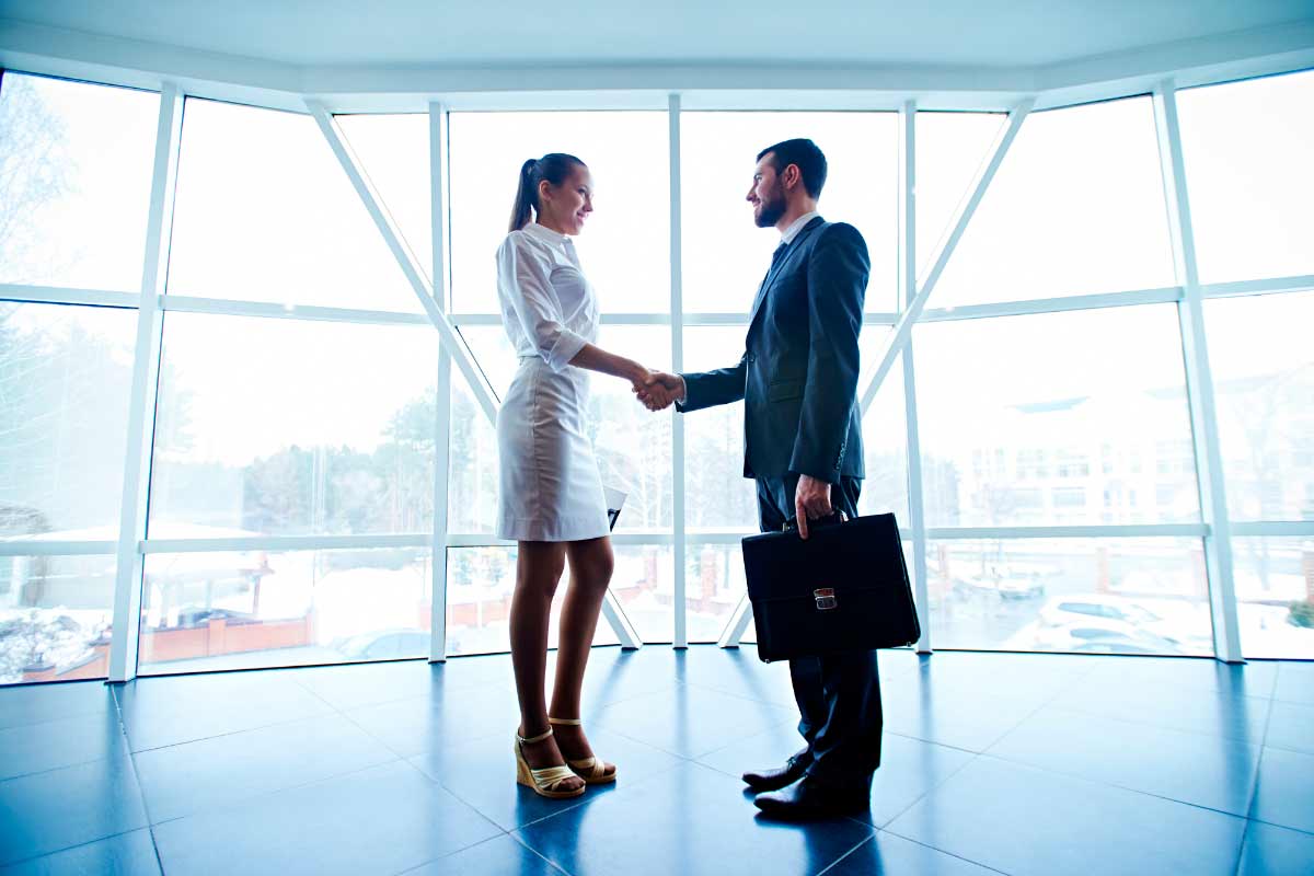 Comienzos empresariales